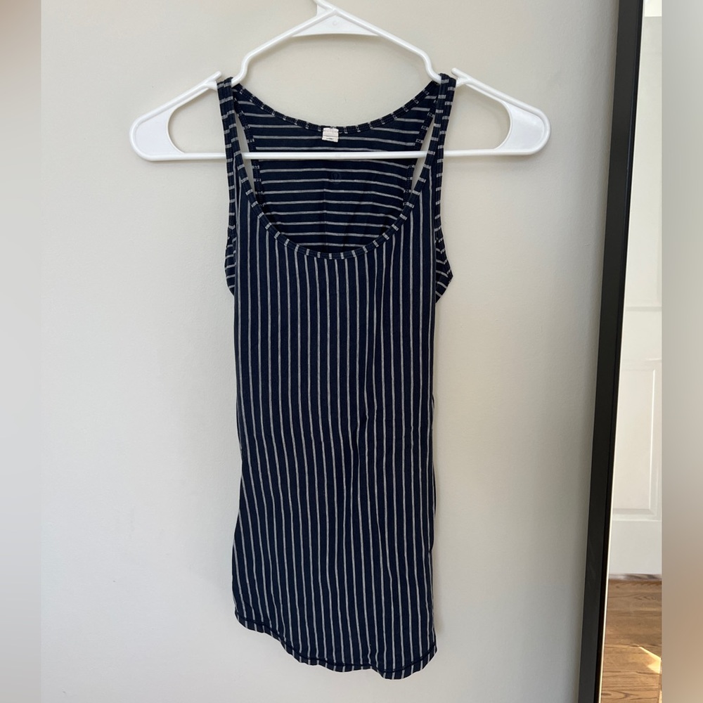 Lululemon bundle! - Picture 12 of 15